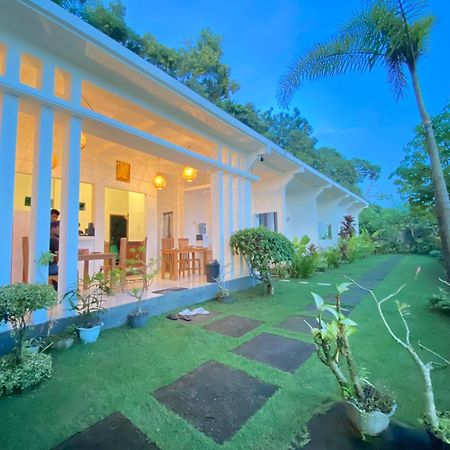 The Hill View Lombok Hotel Kuta  Exterior foto